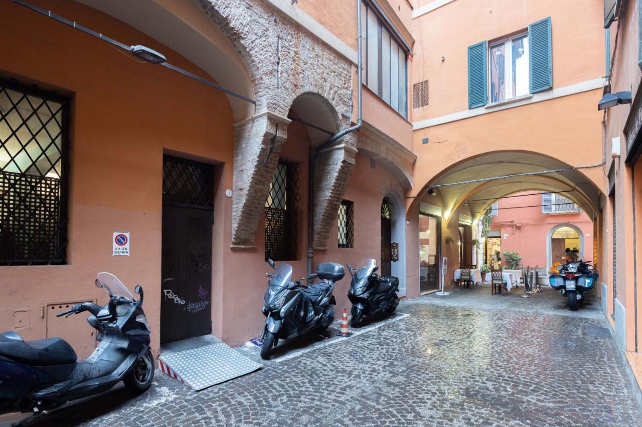 Modi, Bologna By Short Holidays Bolonha Exterior foto